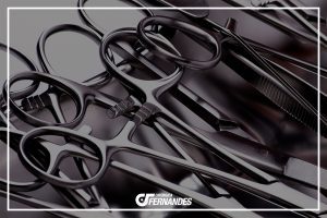 Instrumentais cirúrgicos: a função das pinças cirúrgicas - CFernandes